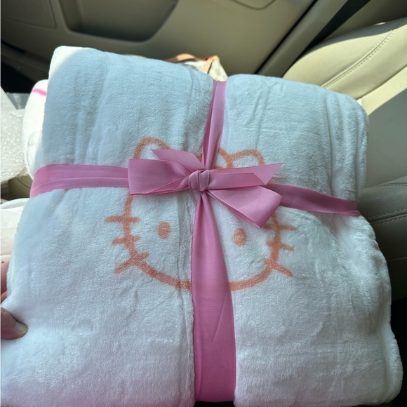 Hello kitty face ombré blanket - Picture 2 of 2
